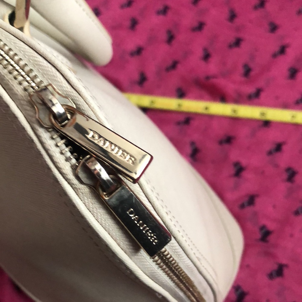 Danier Bag - image 4